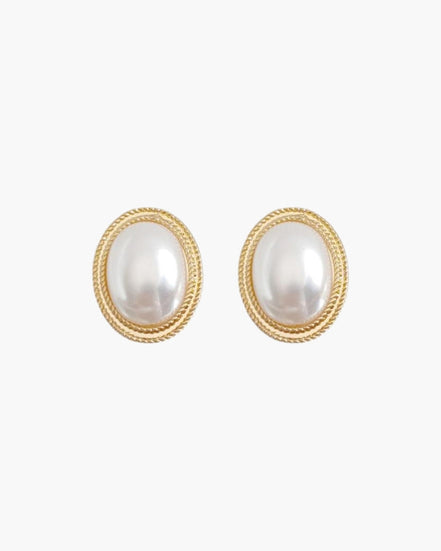 Radiance Oval Pearl Studs